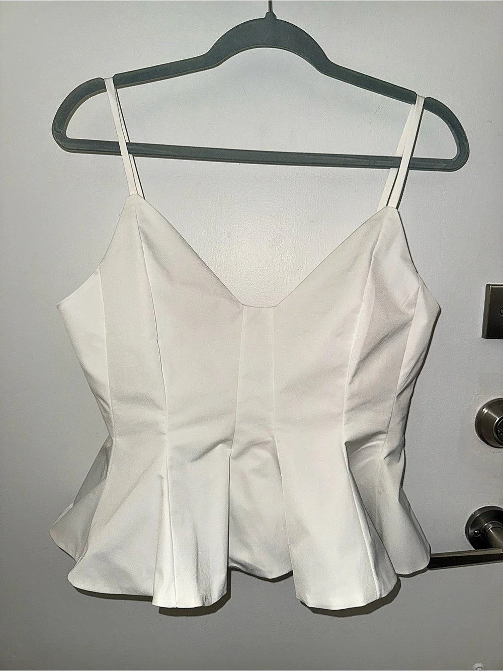 Freemarket White Structured Peplum Cami Top V-Neck Lined Size L